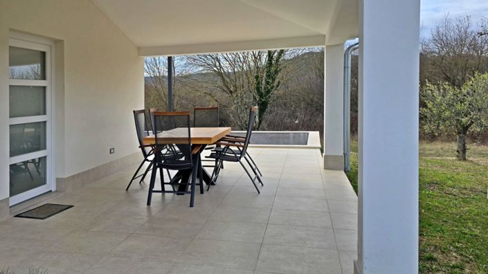 Image No.6-2 Bed Property for sale