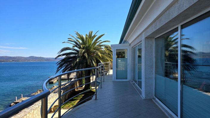 Image No.1-Propriété de 4 chambres à vendre à Croatie
