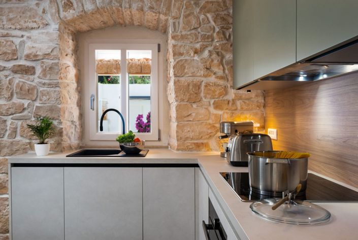 Image No.16-3 Bed Property for sale