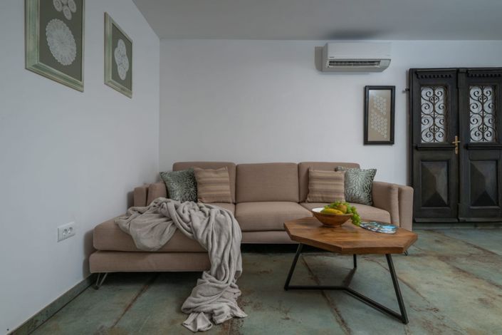 Image No.22-3 Bed Property for sale