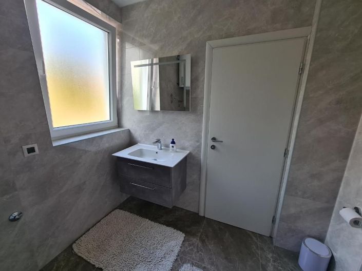 Image No.16-Propriété de 10 chambres à vendre à Croatie