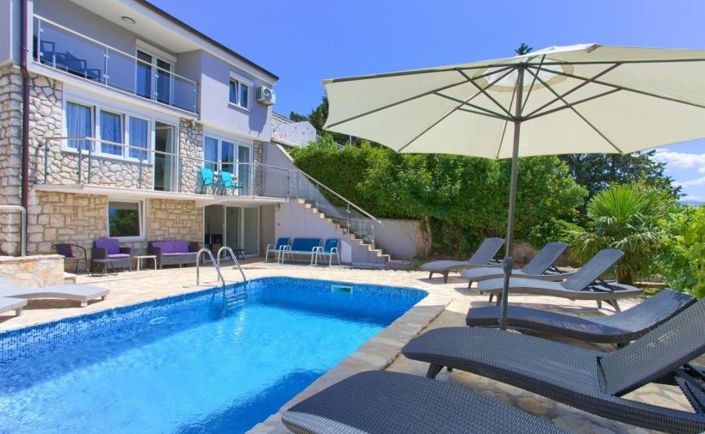 Image No.1-Propriété de 6 chambres à vendre à Croatie