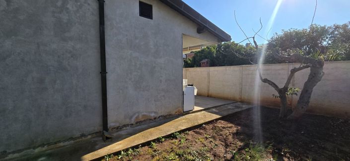 Image No.19-4 Bed Property for sale