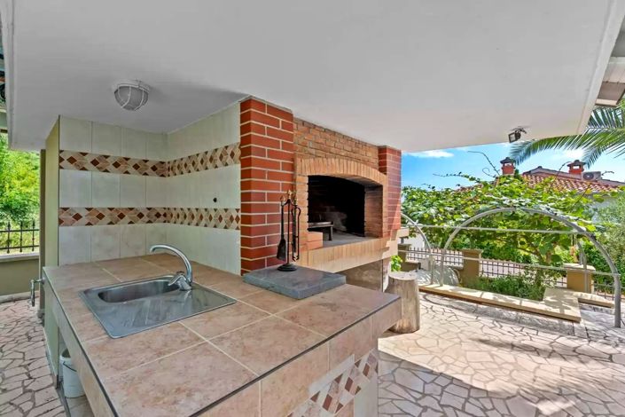 Image No.18-Propriété de 6 chambres à vendre à Porec