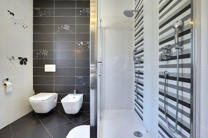 Image No.20-4 Bed Property for sale