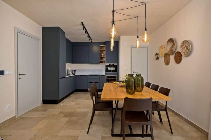 Image No.20-4 Bed Property for sale