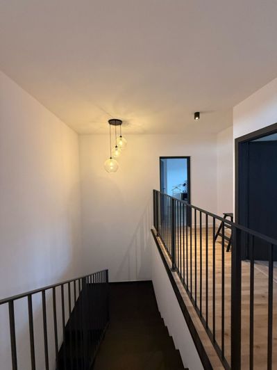 Image No.7-3 Bed Property for sale