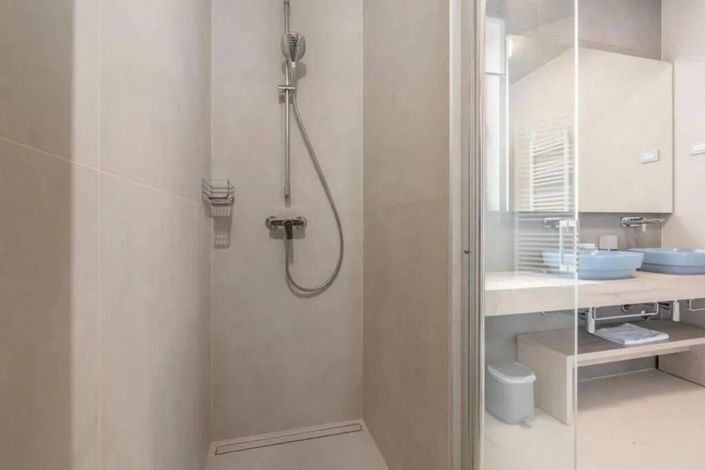 Image No.16-Propriété de 4 chambres à vendre à Buje