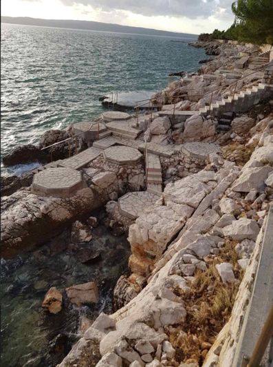 Image No.11-38 Bed Property for sale