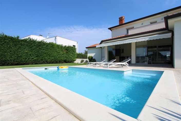 Image No.1-3 Bed Property for sale