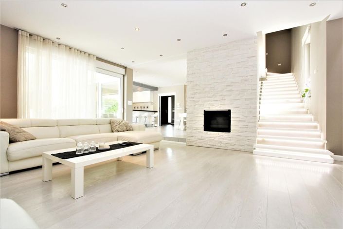 Image No.9-3 Bed Property for sale