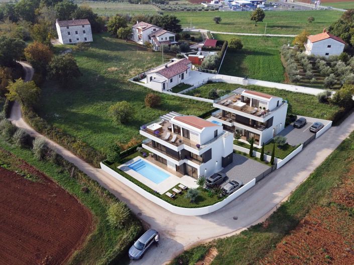 Image No.21-4 Bed Property for sale