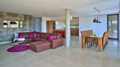 90384-443239
