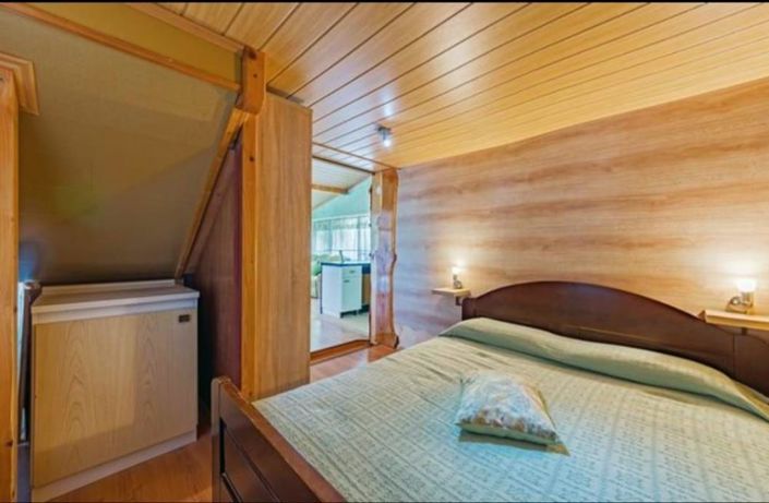 Image No.23-5 Bed Property for sale