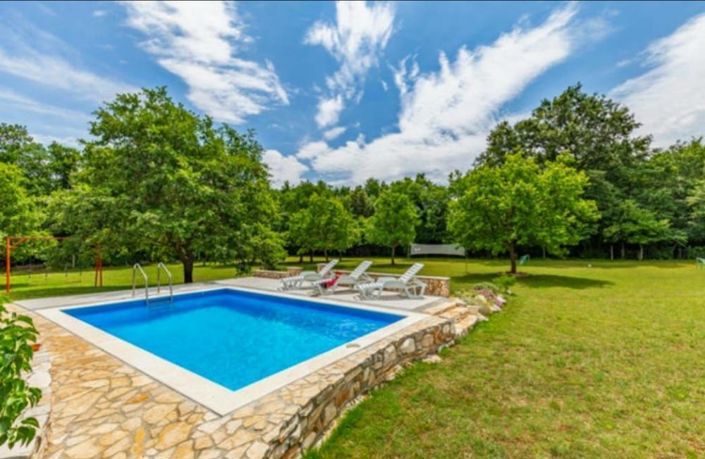 Image No.4-5 Bed Property for sale