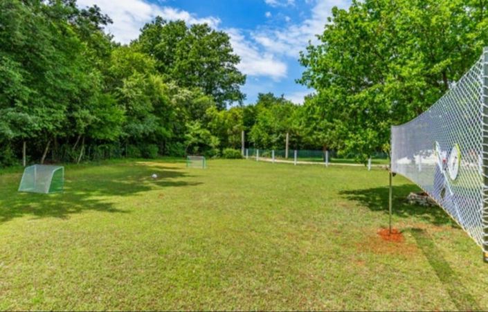 Image No.8-5 Bed Property for sale