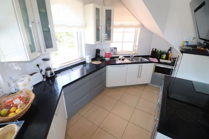 Image No.25-5 Bed Property for sale