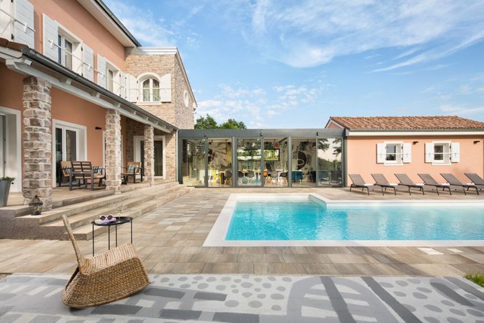 Image No.2-6 Bed Property for sale