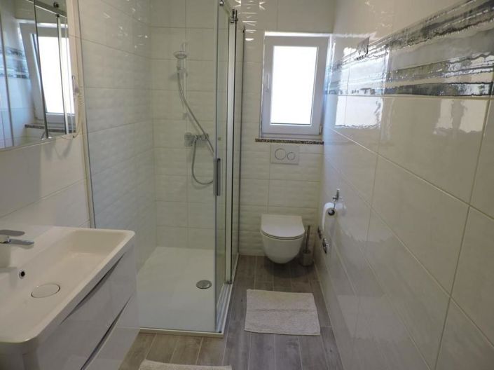 Image No.12-20 Bed Property for sale