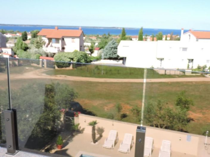 Image No.16-20 Bed Property for sale