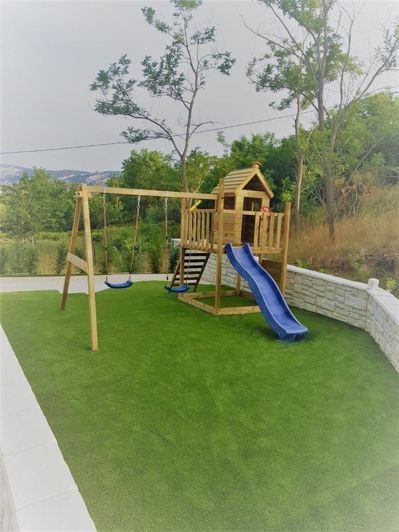 Image No.6-12 Bed Property for sale