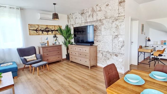 Image No.8-4 Bed Property for sale