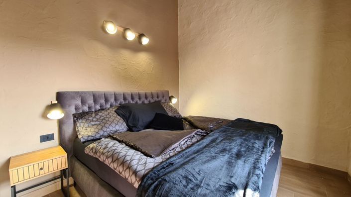 Image No.25-3 Bed Property for sale