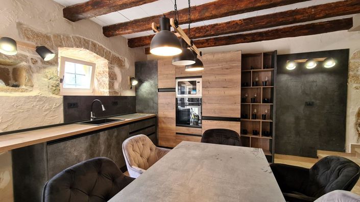 Image No.8-3 Bed Property for sale