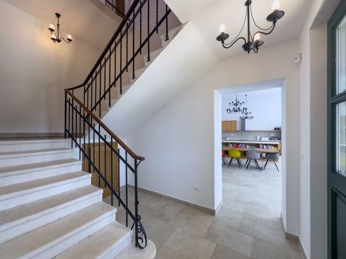 Image No.14-3 Bed Property for sale