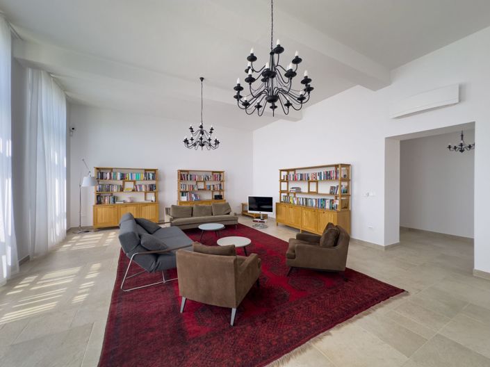 Image No.21-3 Bed Property for sale