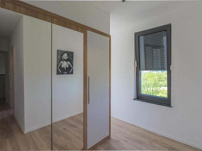 Image No.16-Propriété de 5 chambres à vendre à Kostrena