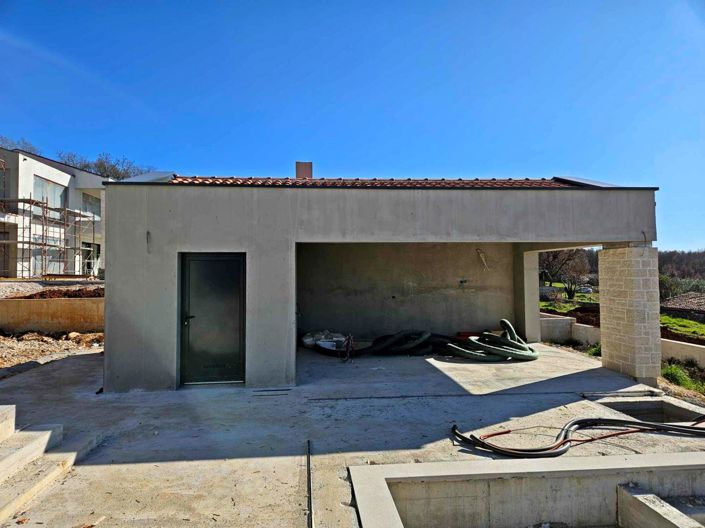 Image No.3-4 Bed Property for sale