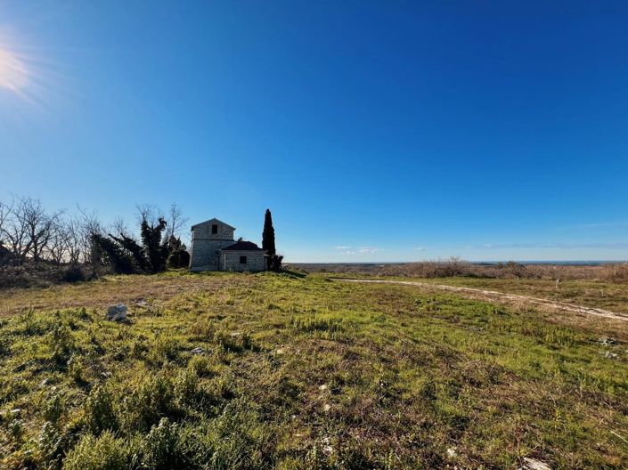 Image No.9-3 Bed Property for sale