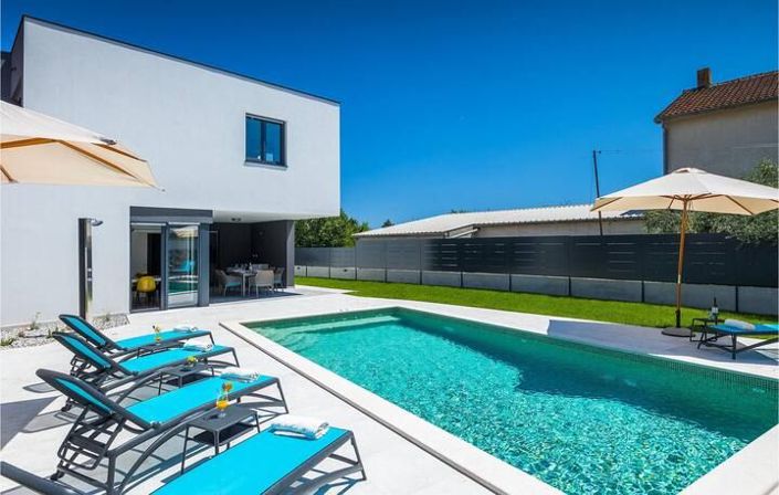 Image No.2-3 Bed Property for sale