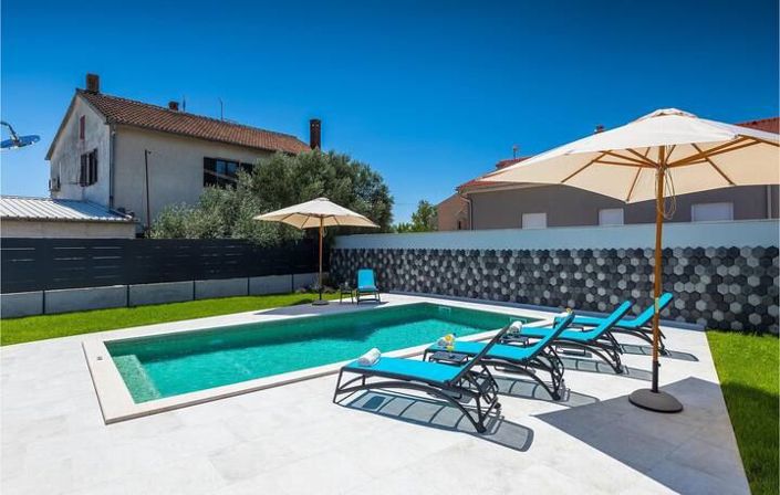 Image No.3-Propriété de 3 chambres à vendre à Croatie