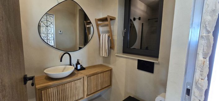 Image No.25-2 Bed Property for sale