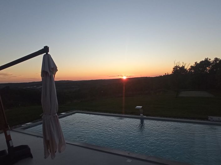 Image No.8-2 Bed Property for sale