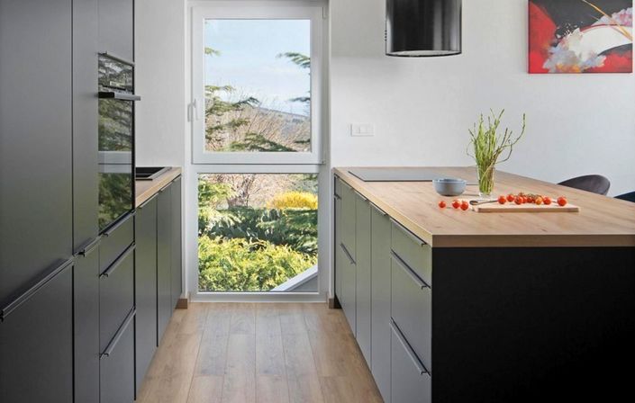 Image No.13-2 Bed Property for sale