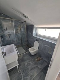 143607-549073