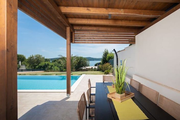 Image No.20-3 Bed Property for sale