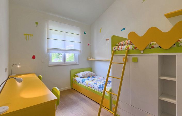 Image No.24-4 Bed Property for sale