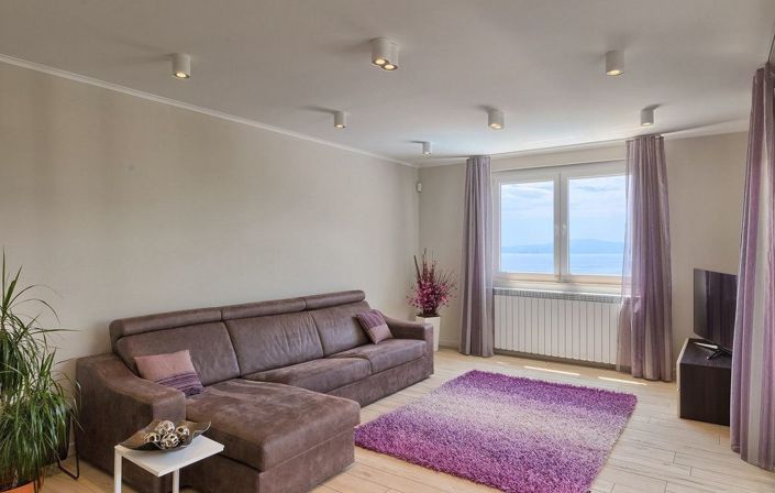 Image No.5-4 Bed Property for sale