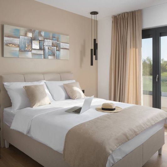 Image No.14-4 Bed Property for sale