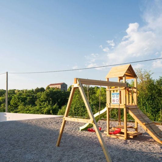 Image No.4-Propriété de 4 chambres à vendre à Labin