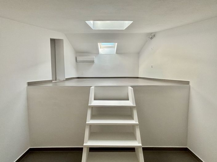 Image No.17-Propriété de 5 chambres à vendre à Umag