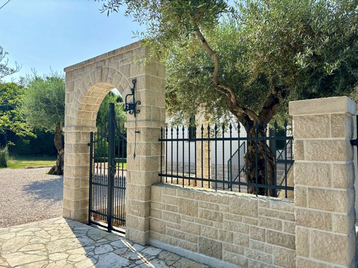 Image No.25-Propriété de 5 chambres à vendre à Umag