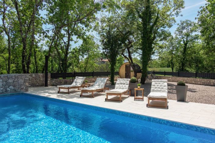 Image No.5-4 Bed Property for sale