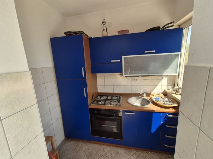 Image No.24-12 Bed Property for sale