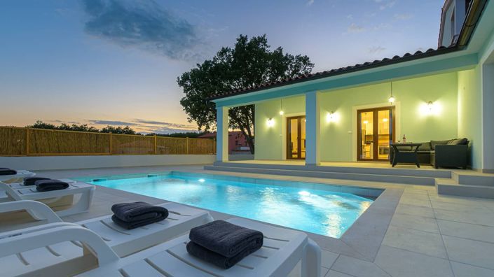 Image No.2-3 Bed Property for sale