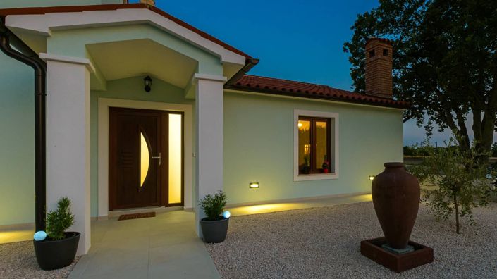 Image No.24-3 Bed Property for sale